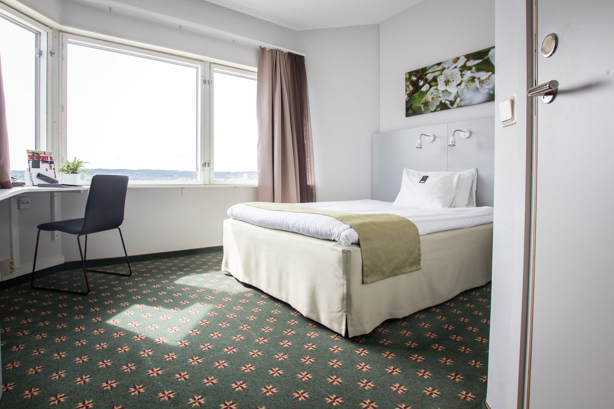First Hotel Joenkoeping Екстериор снимка