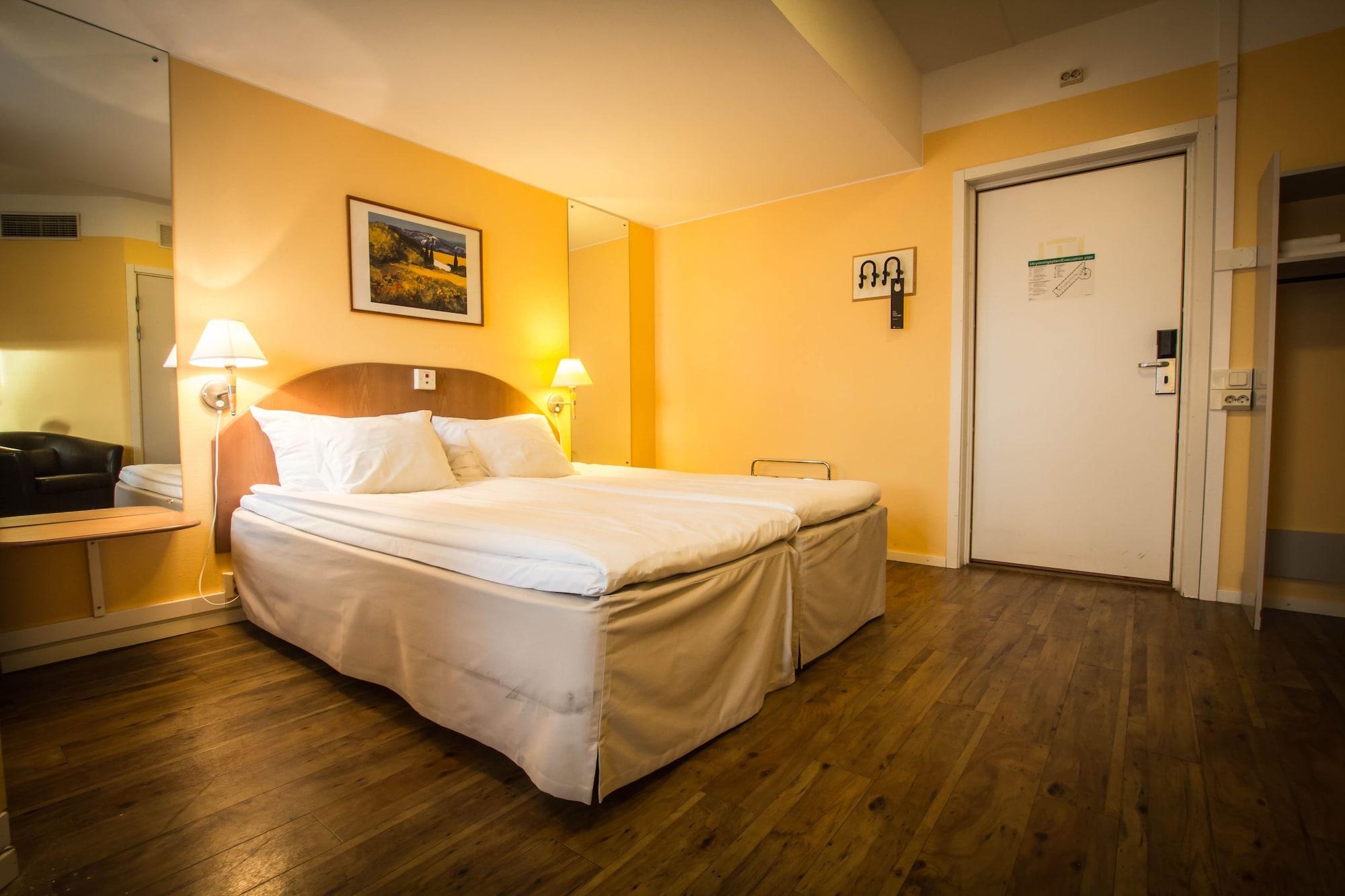 First Hotel Joenkoeping Екстериор снимка