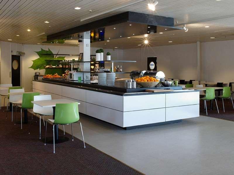 First Hotel Joenkoeping Ресторант снимка