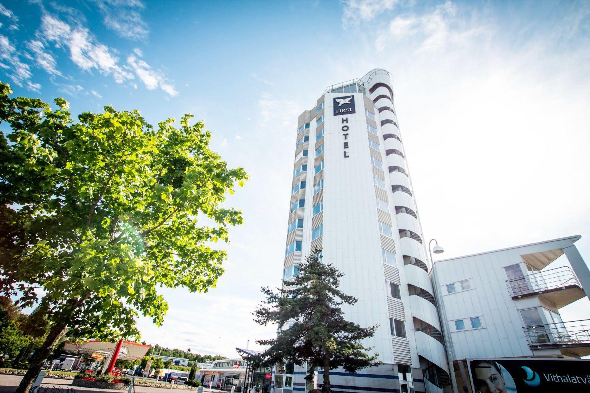 First Hotel Joenkoeping Екстериор снимка