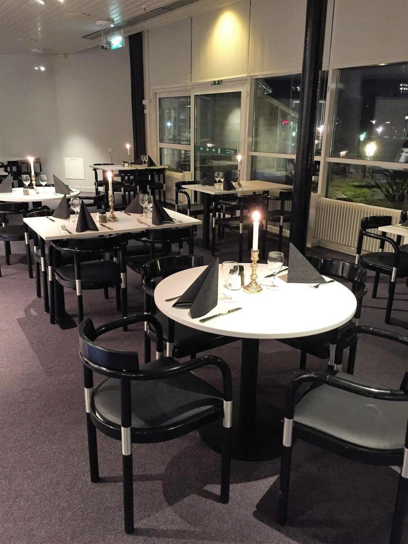 First Hotel Joenkoeping Екстериор снимка